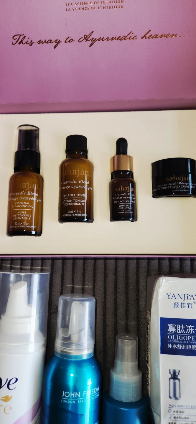 Skincare Bundle lot (mostly New) - photo 2
