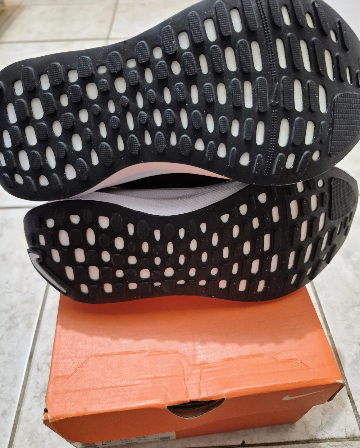 Nike 7.5 ReactX Infinity Run 4 Wmns Running Shoes - photo 2