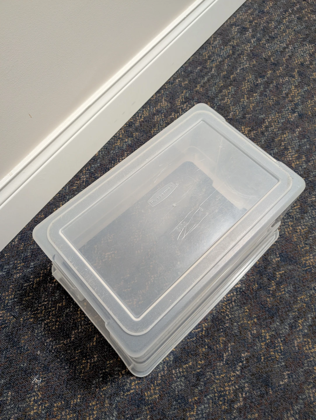 Rubbermaid Clear Transparent Storage Bin Laundry Basket - photo 2