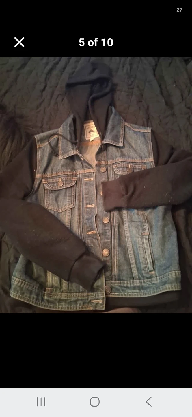 Assorted Women's Clothing Bundle - photo 4