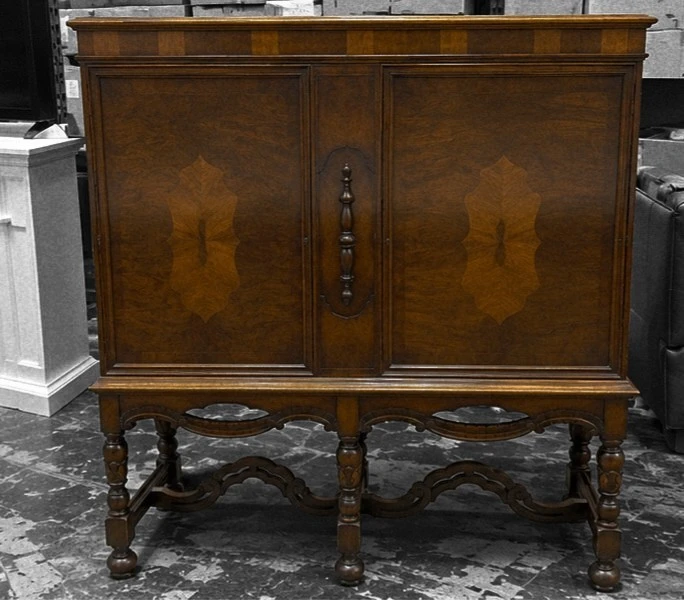 Antique (Early 20th Century) Solid Wood Bar Cabinet - photo 5