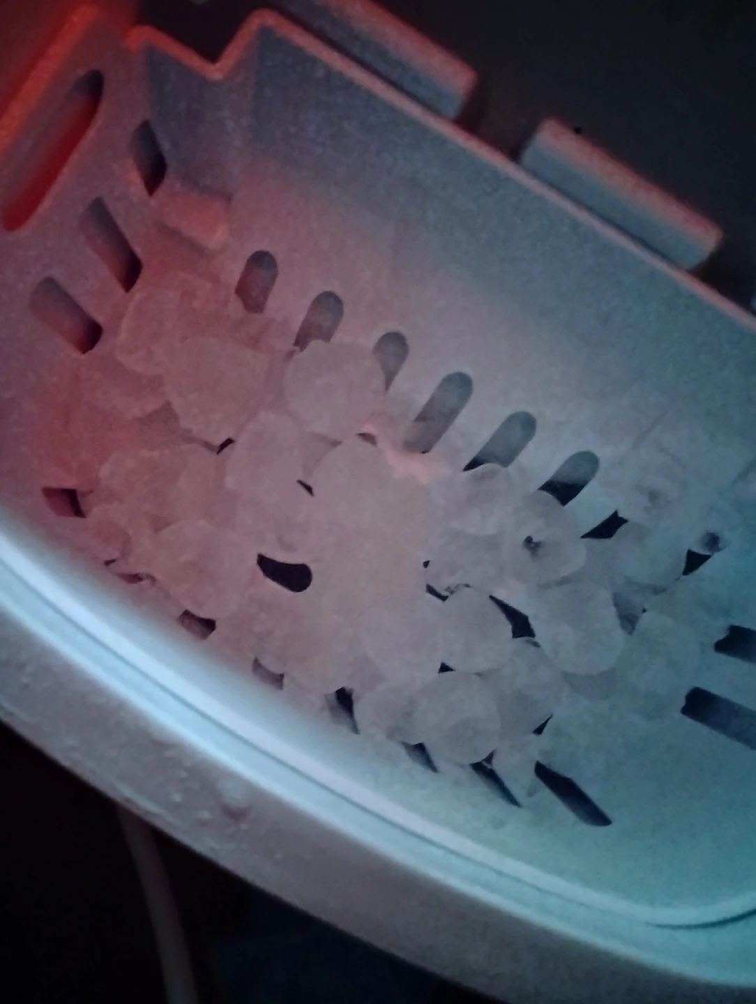 Frigidaire Portable Ice Maker - photo 2