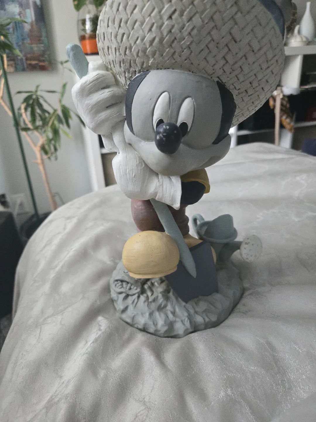Henri Studio Disney Mickey Mouse Garden Figurine