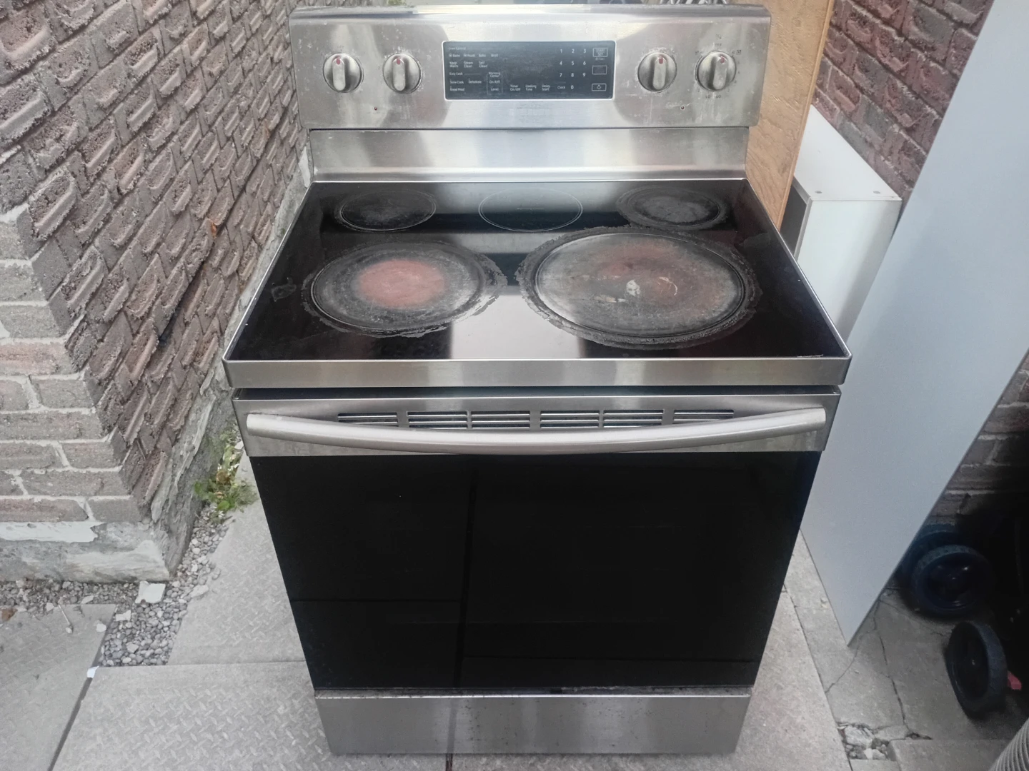 Samsung Stainless Steel Electric Range - photo 4