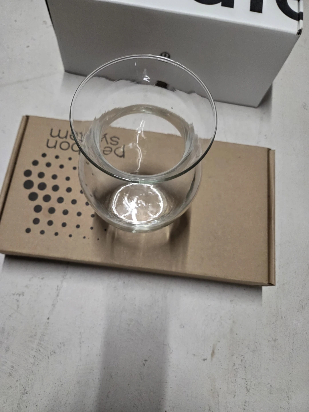 Clear glass flower vase - photo 4
