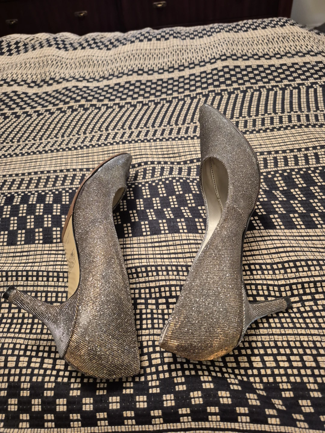 Nine West Silver Glitter Pumps Size 8M - photo 3