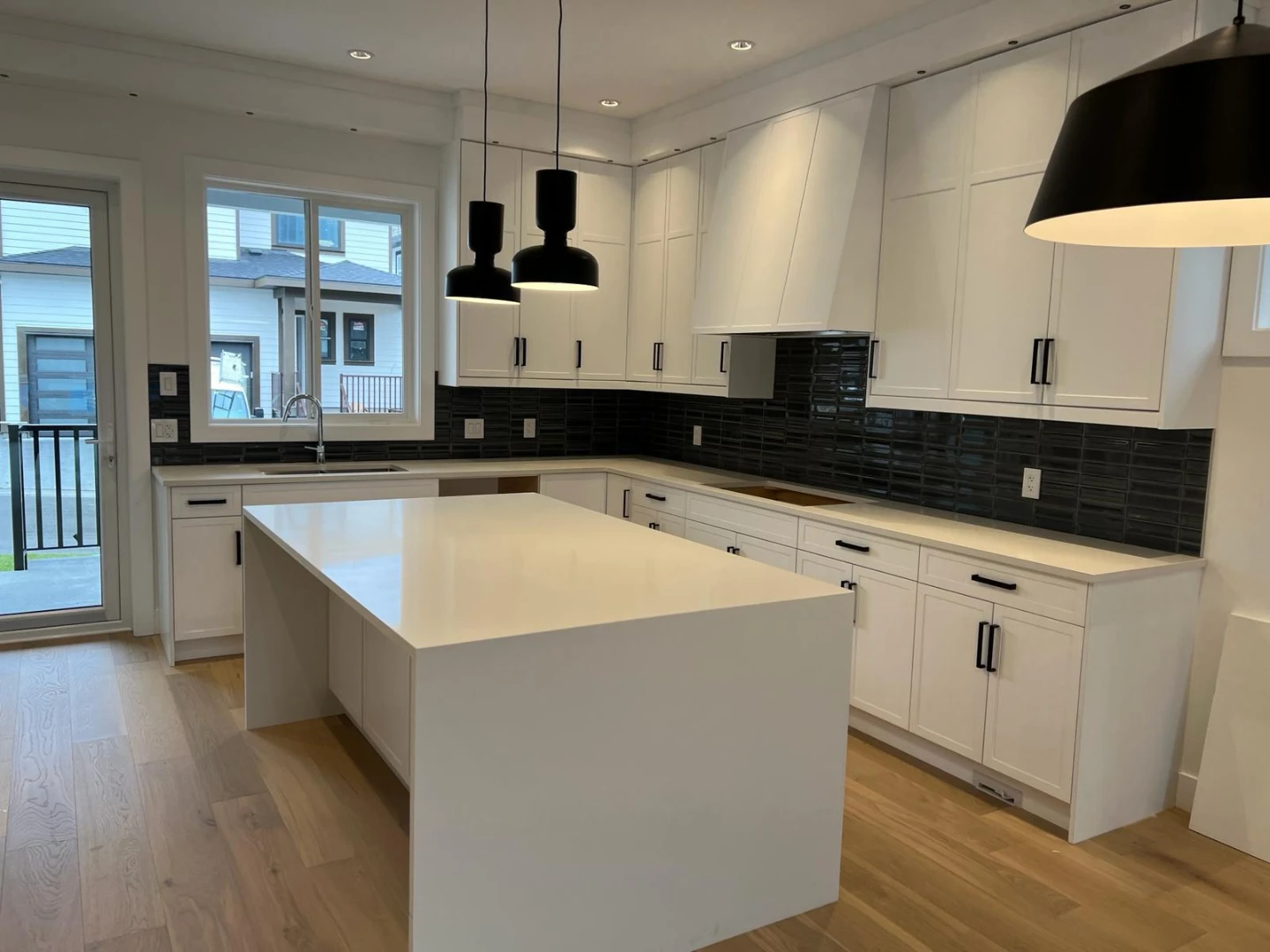 Custom Cabinets – Factory Direct Pricing