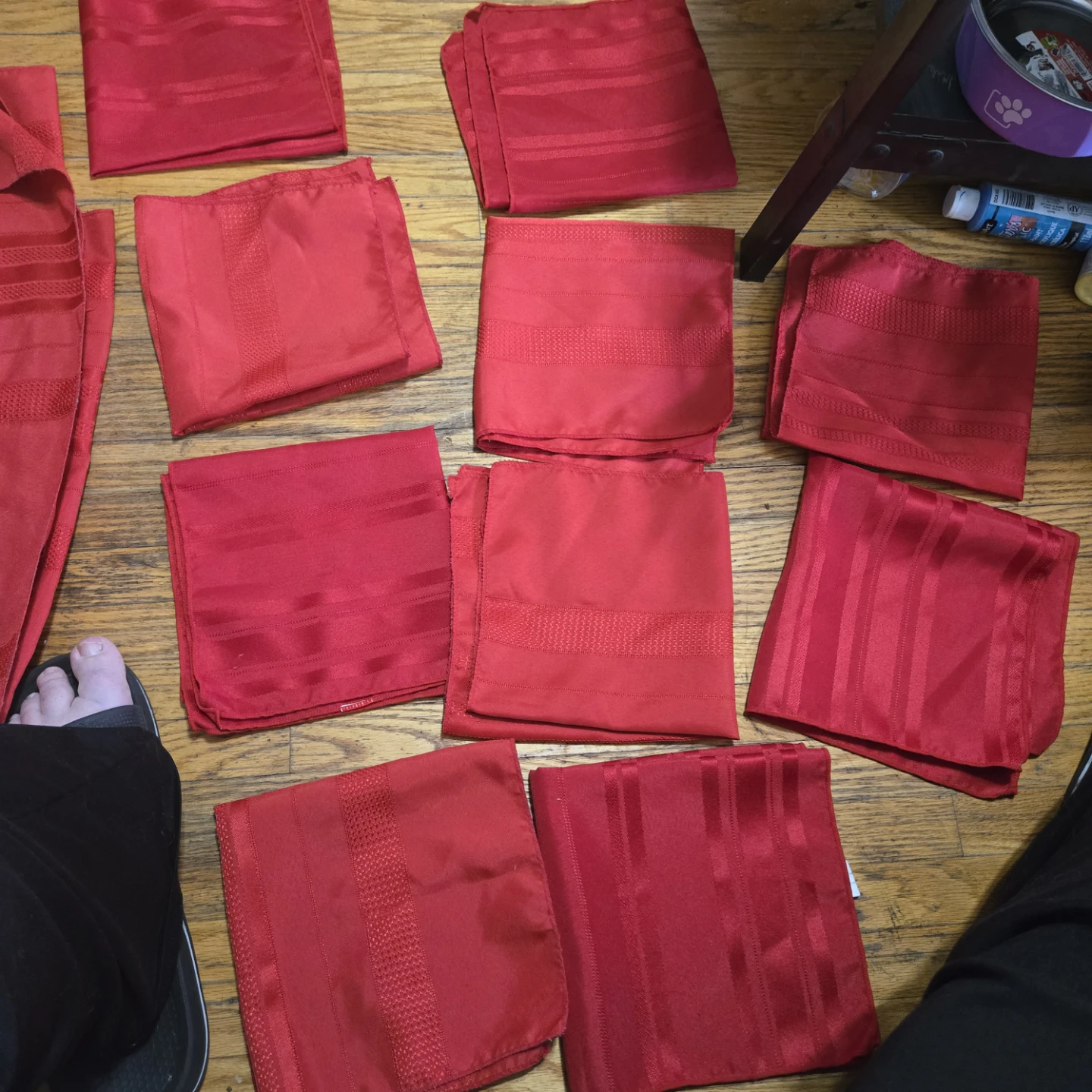 Set of 10 Red Cloth Napkins and 1 table cloth