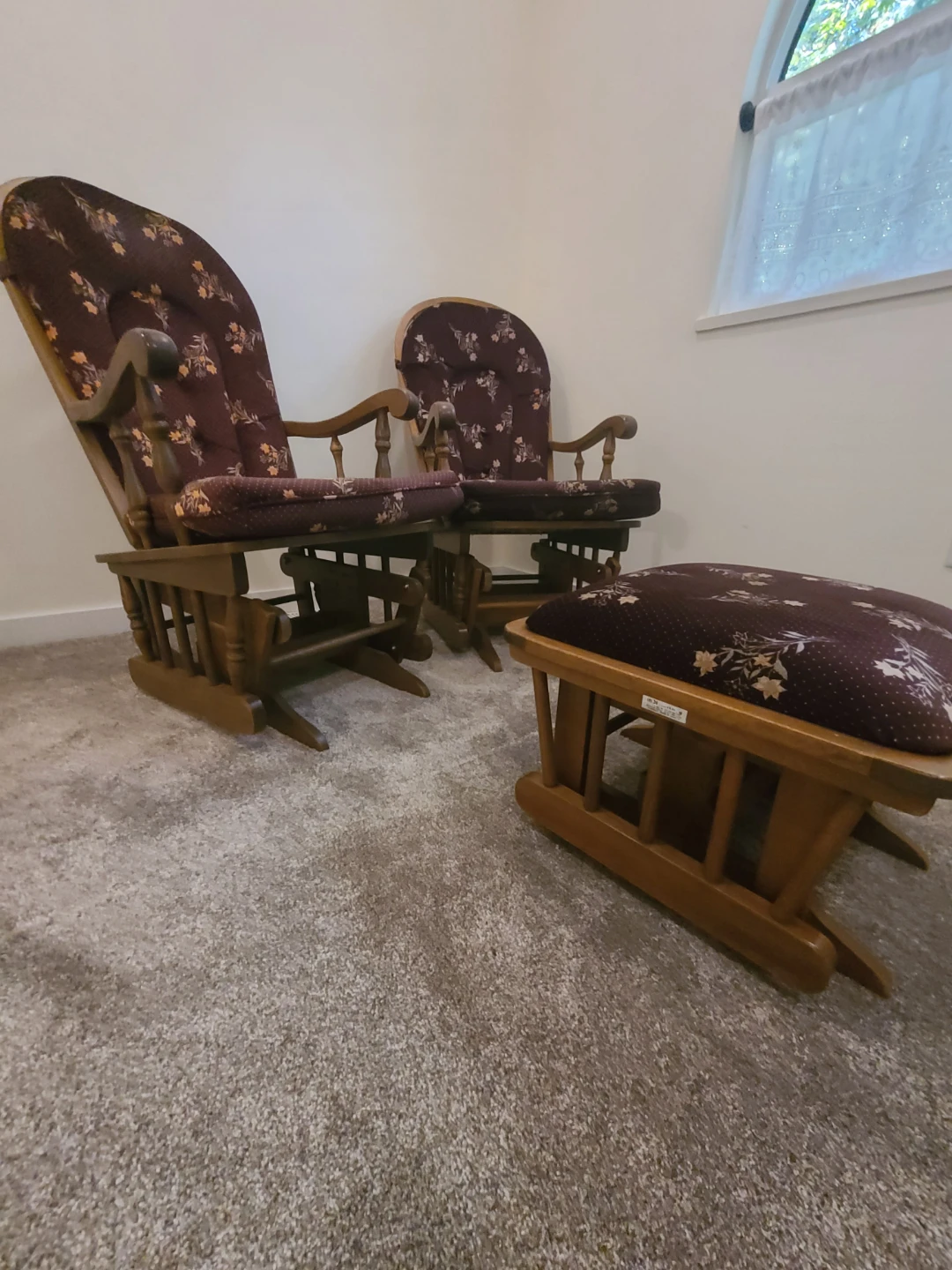 Rocking Chairs with Ottoman - photo 2