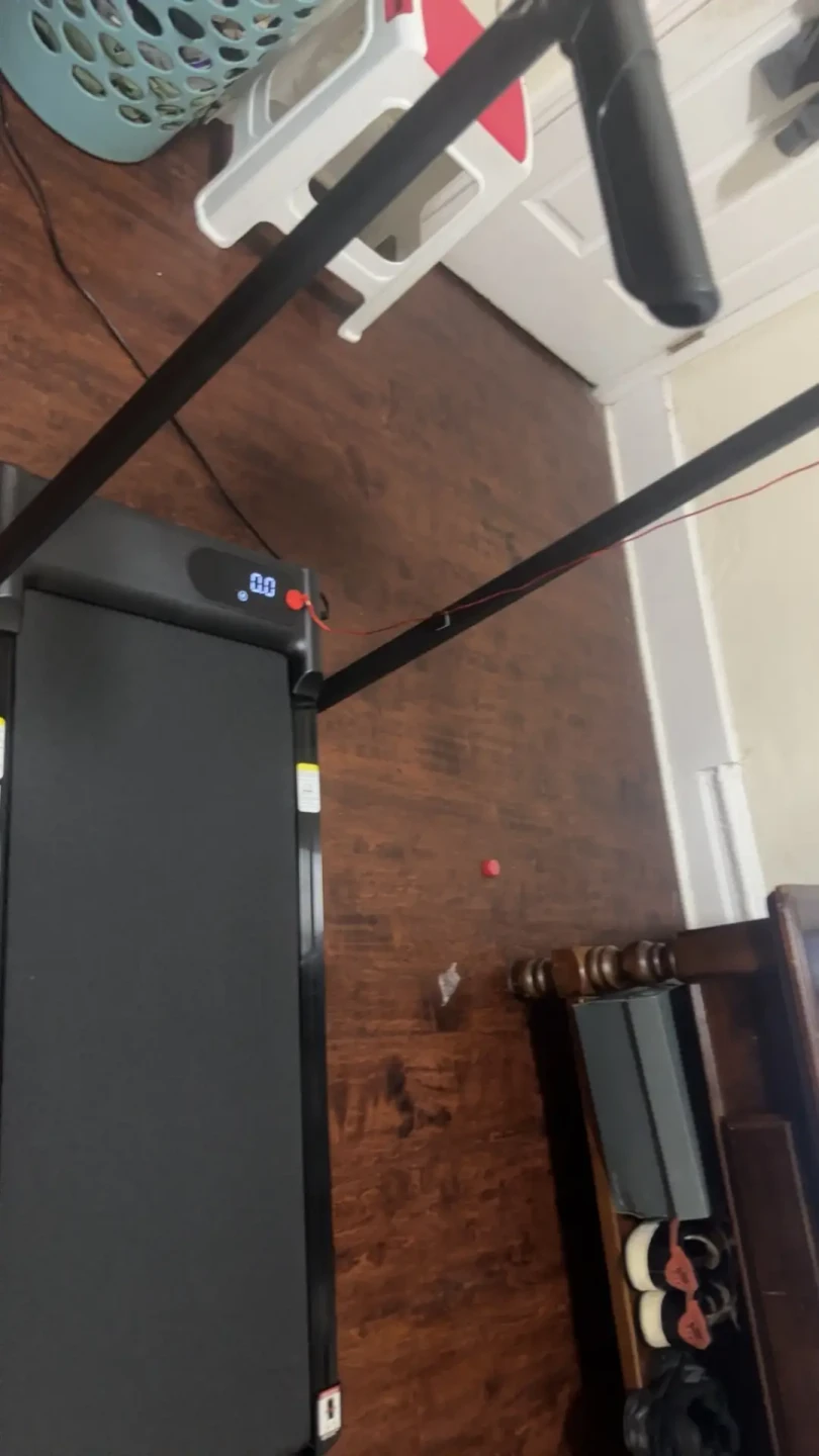(Electric treadmill)