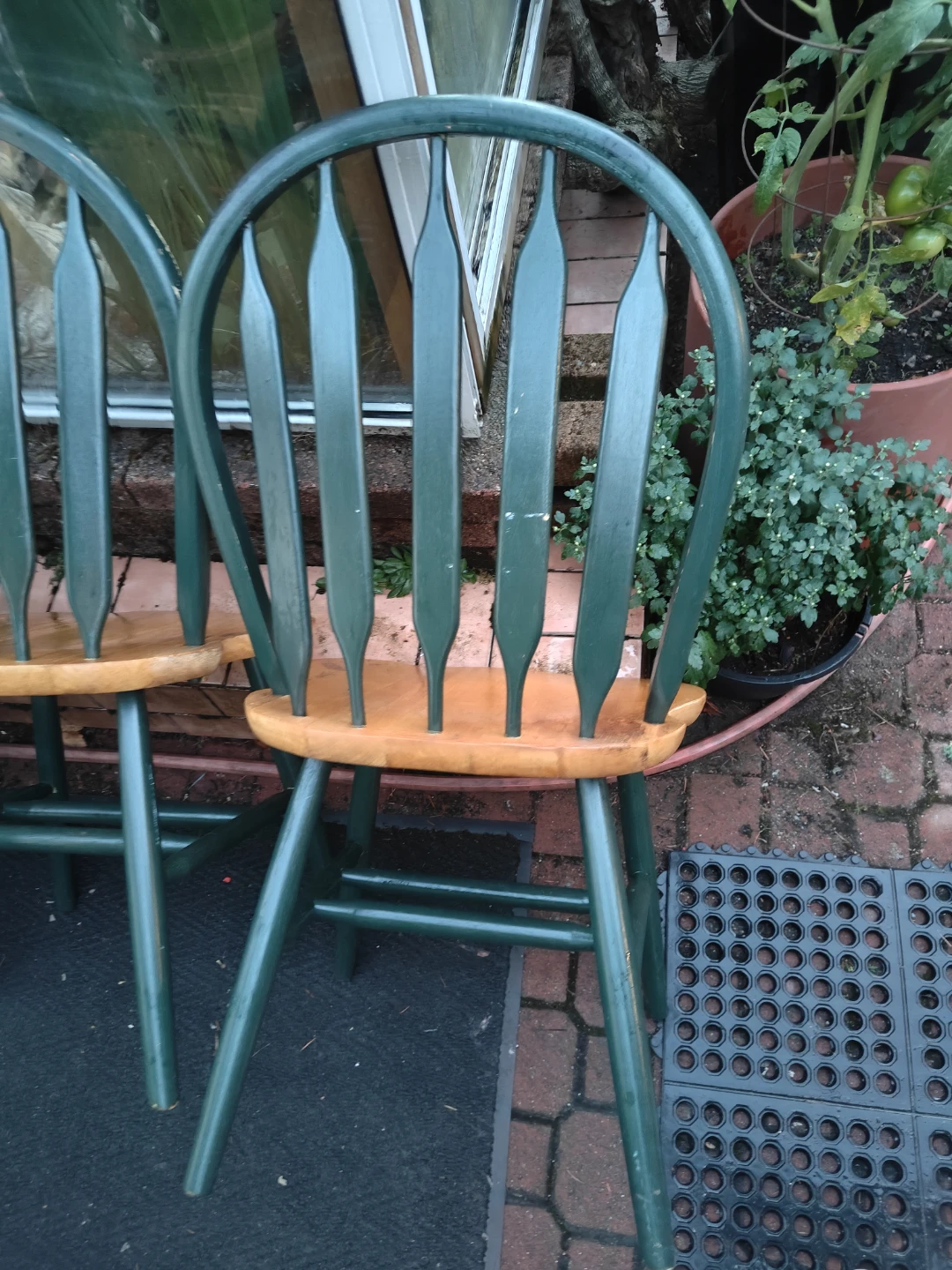 Set of Green and Wood Windsor Chairs - photo 2