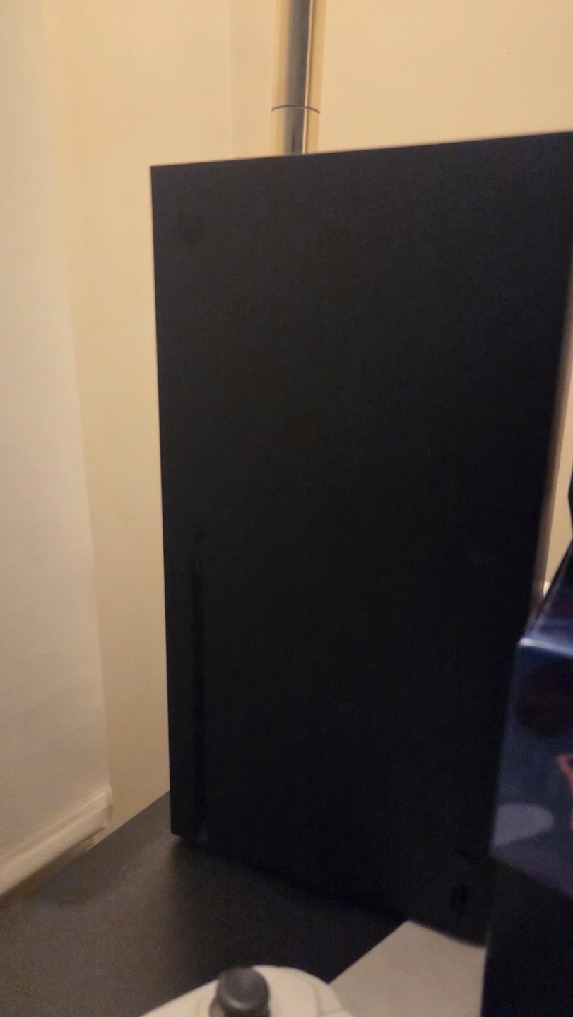 Xbox Series X 1 TB console
