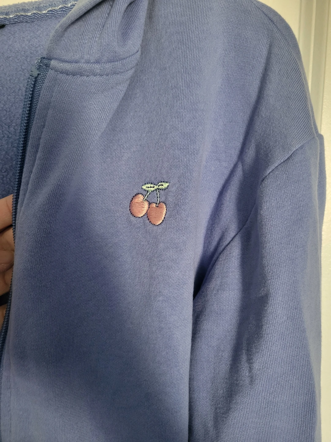 Kid's clothes size 10-12, all for $15 - photo 3