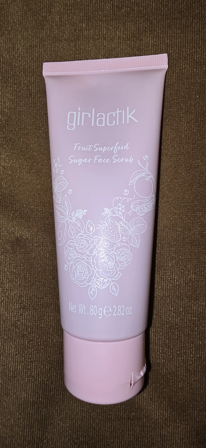 Girlactik Fruit Superfood Sugar Face Scrub