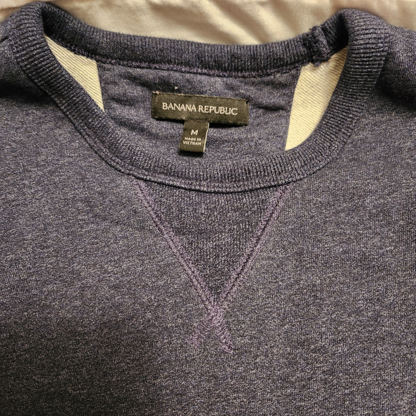 Banana Republic navy crew neck sweater - photo 4