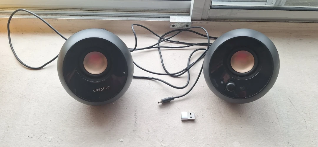 Creative Pebble V2 Speakers🏈