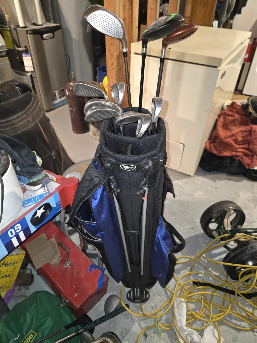 Golf set with Calloway, Taylormade clubs