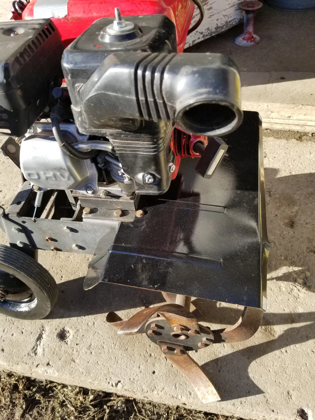 Front Tine Rototiller with Honda Engine. - photo 4