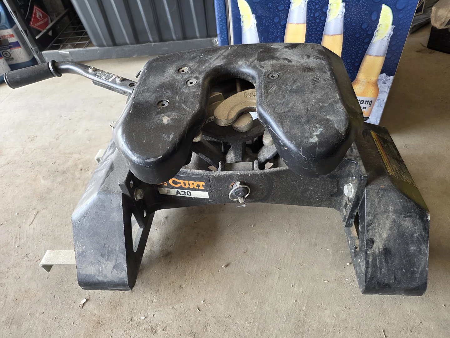 Curt A30 Fifth Wheel Hitch