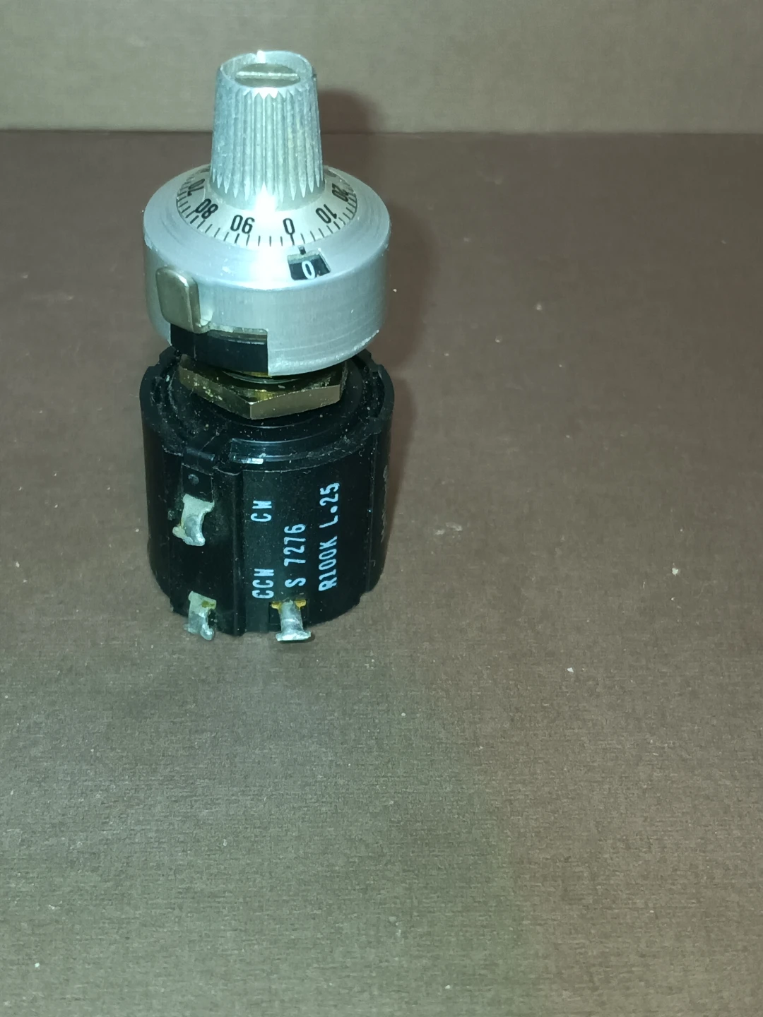Helipot R100K L.25 Potentiometer - photo 2