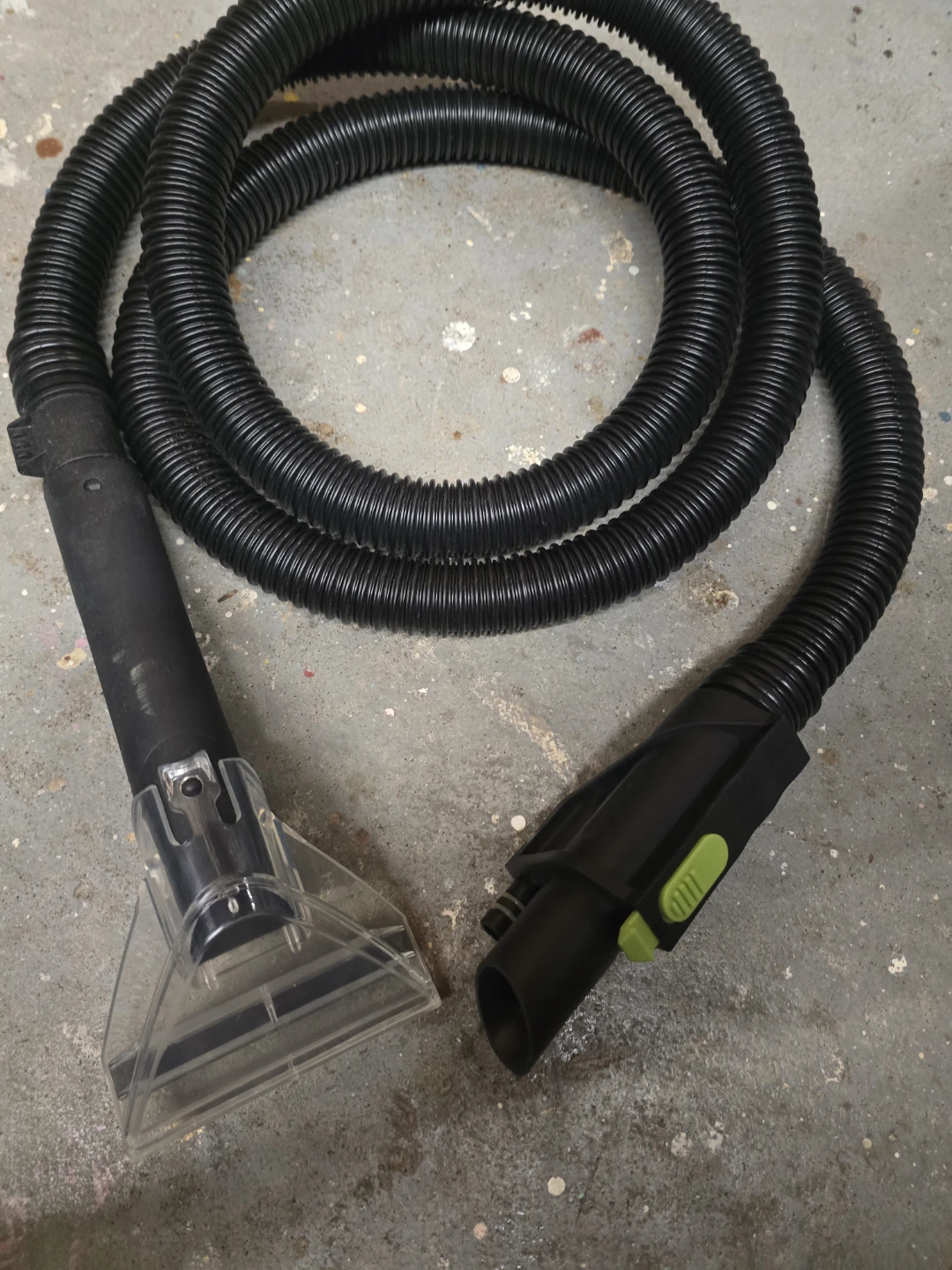 Hoover Dual Power Max Carpet Cleaner Hose & Tool Brush