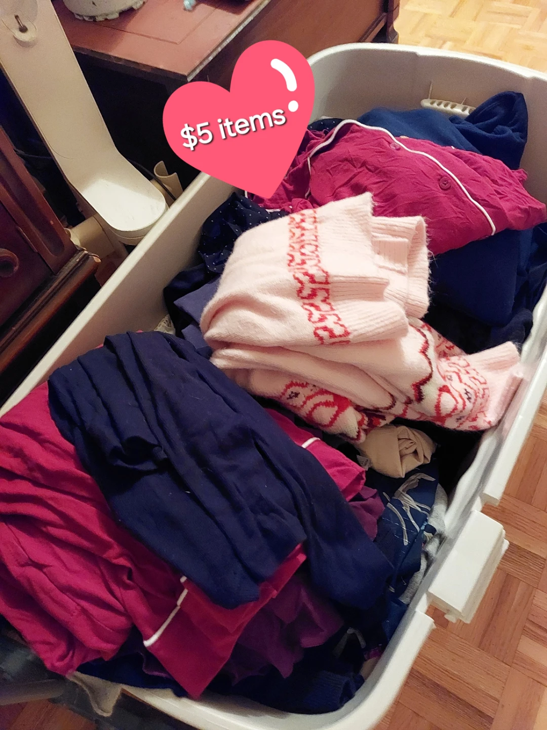 HUGE CLOTHING & ESTATE SALE - Sunday Sep 27 - photo 4