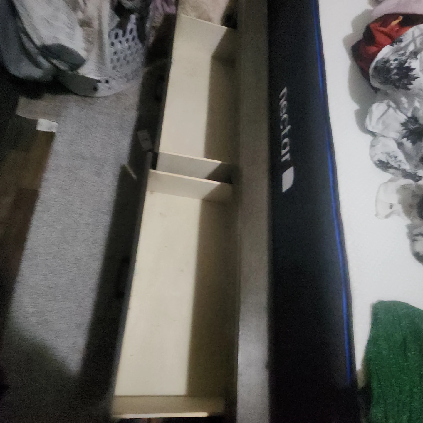 Queen size bedframe - photo 4