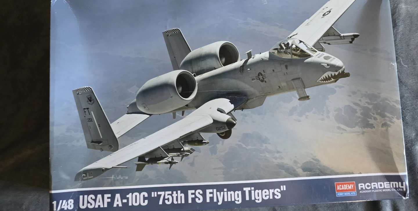 Models 1/48 USAF A-10C Flying Tiger Model Kit