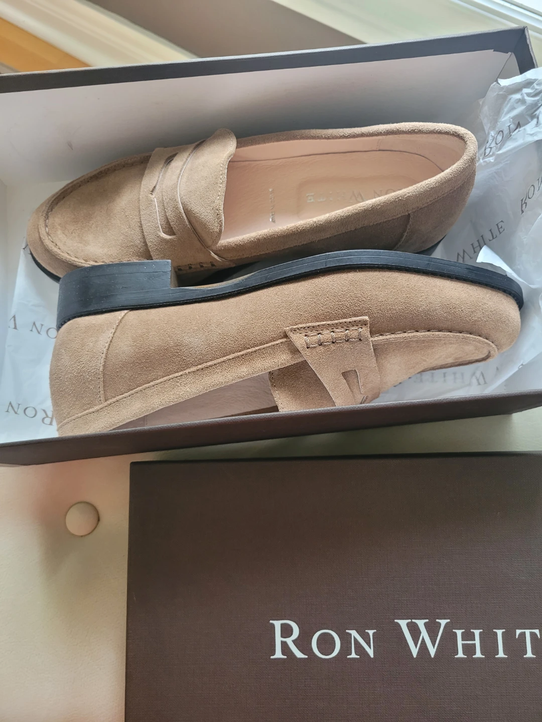New in Box Ron White Suede Loafers sz 37 - photo 2