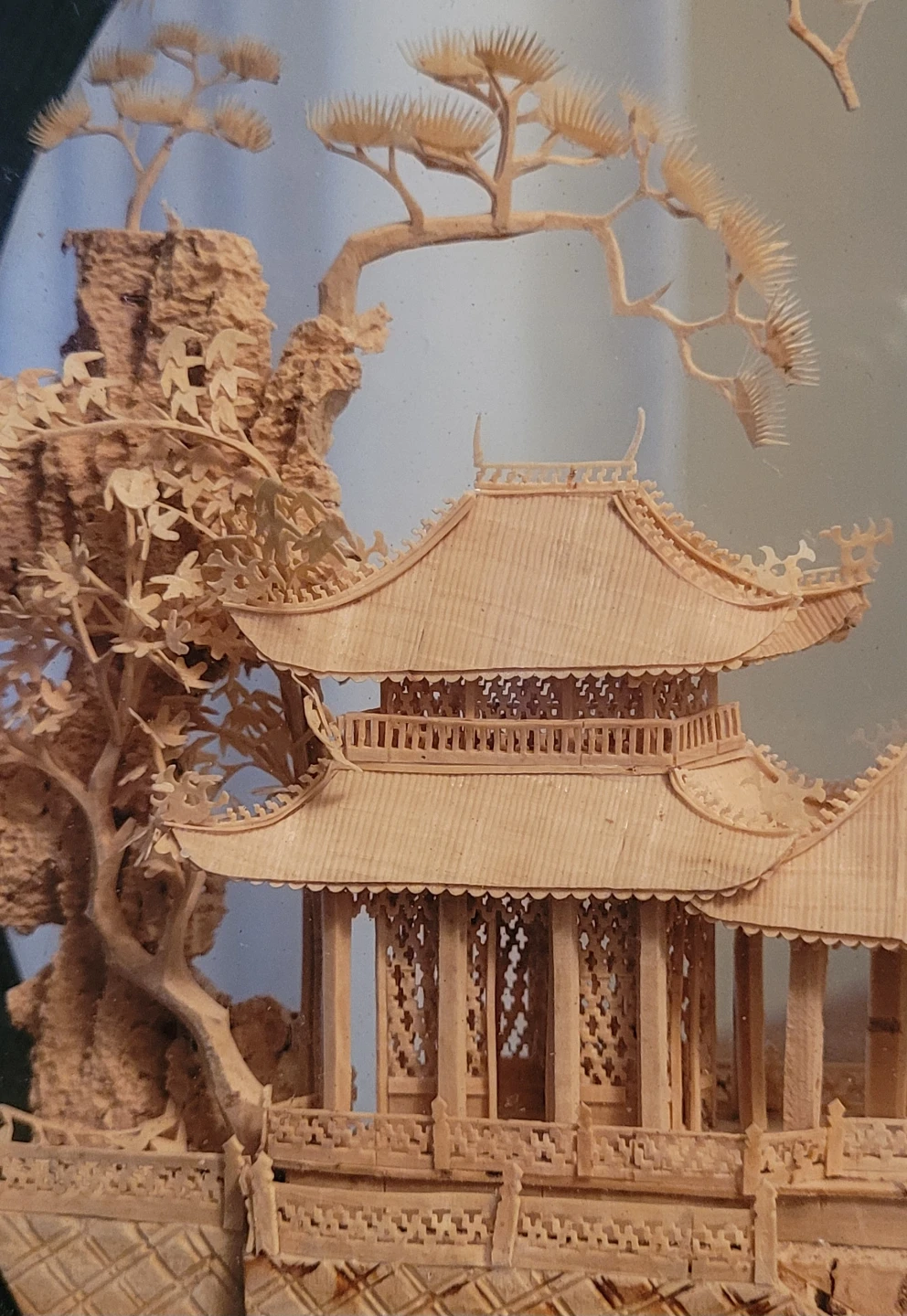 Chinese cork carving display - photo 2