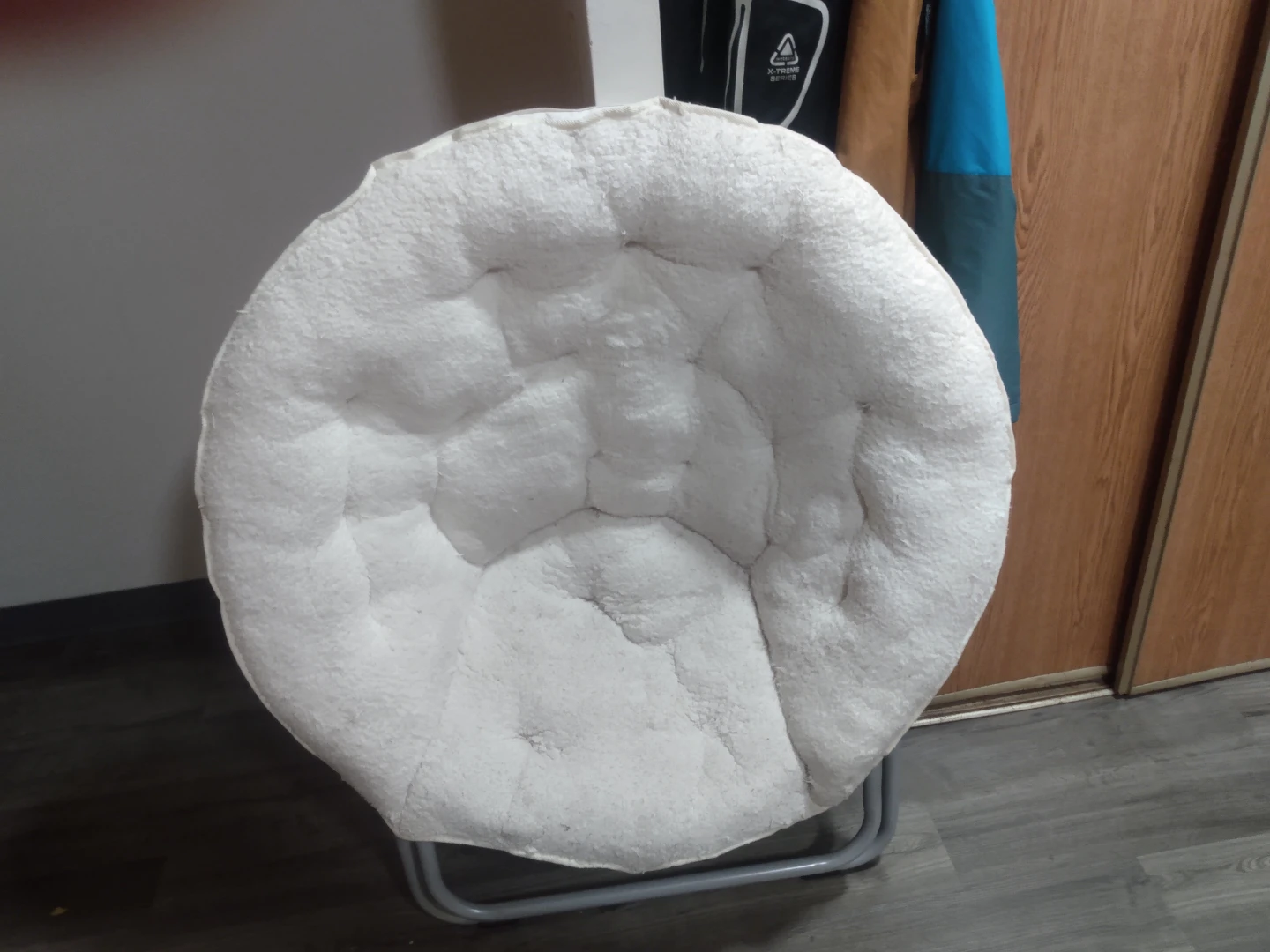 Plush Moon Chair - photo 2