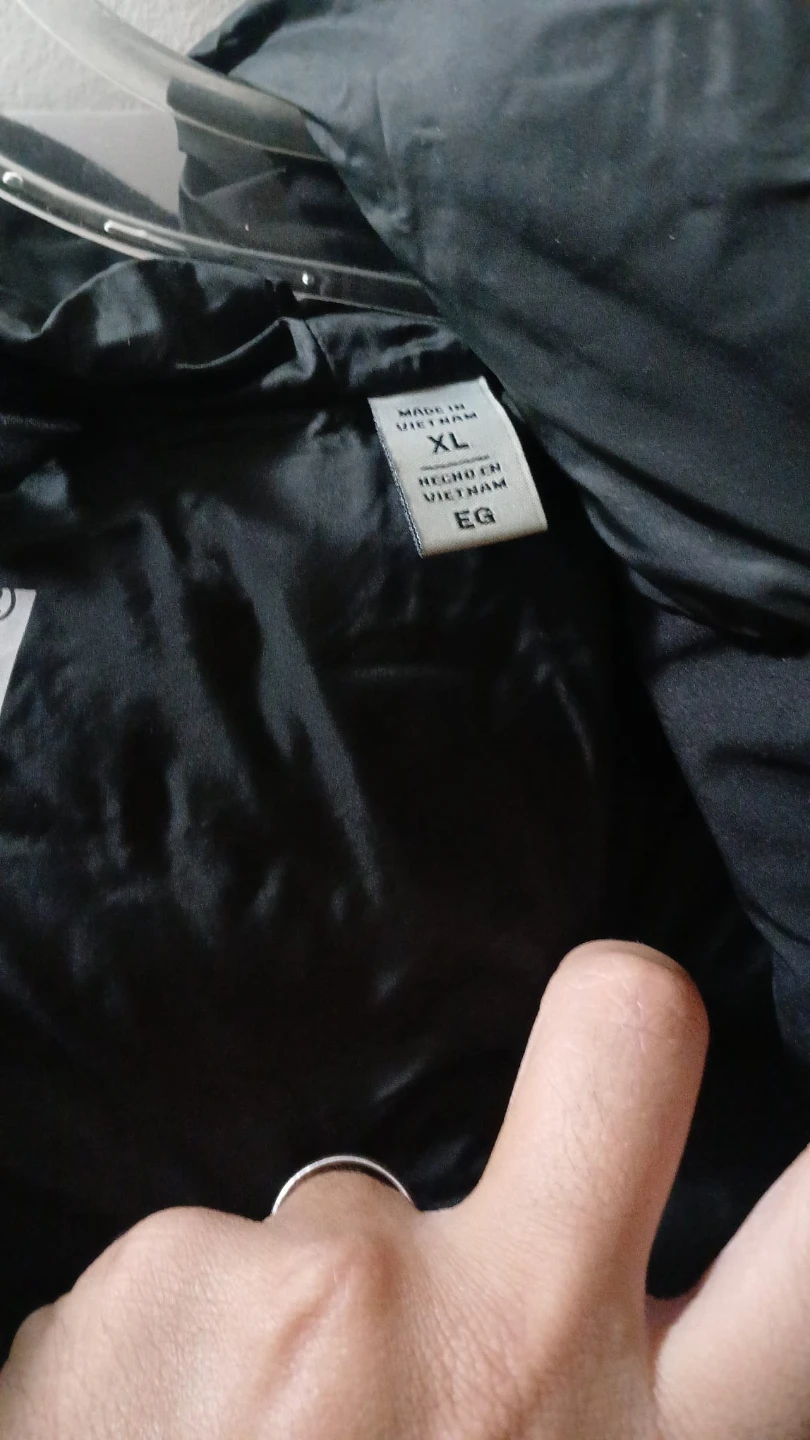 Levi's Black Puffer Jacket - photo 2