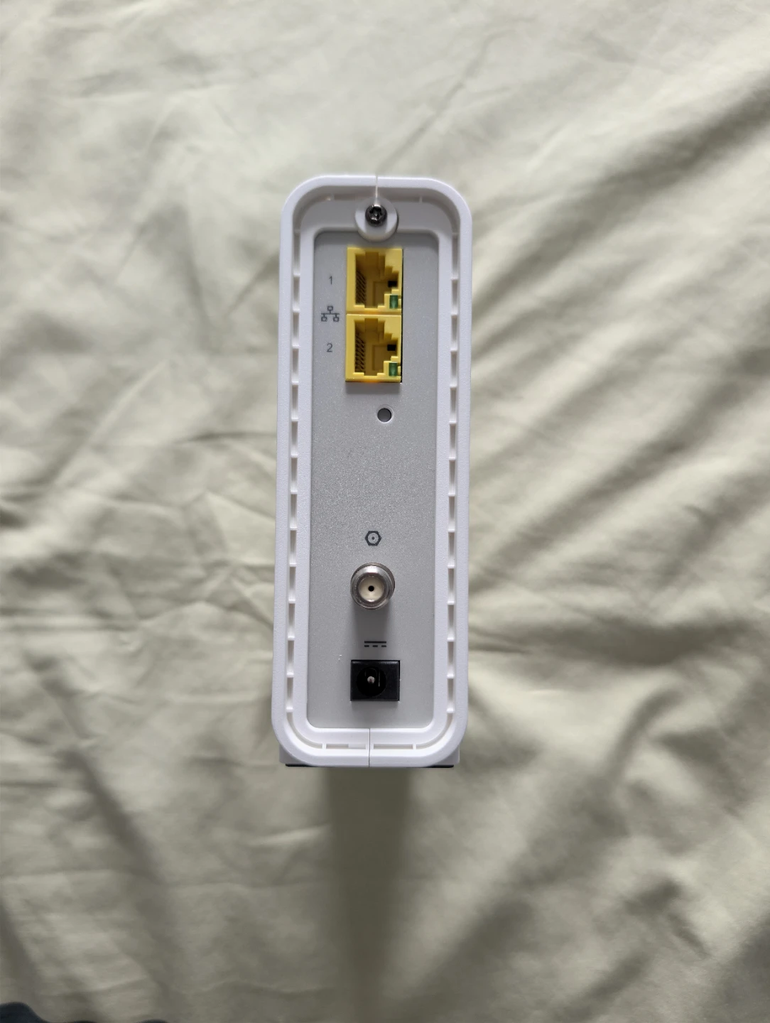 ARRIS SURFboard SB8200v3 Cable Modem - photo 3