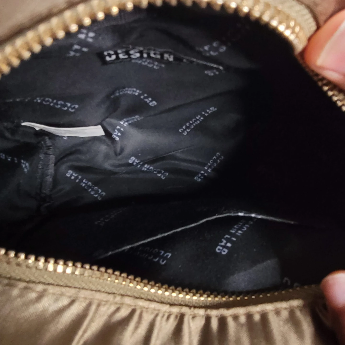 Design Lab Gold Satin Crossbody Bag - photo 5