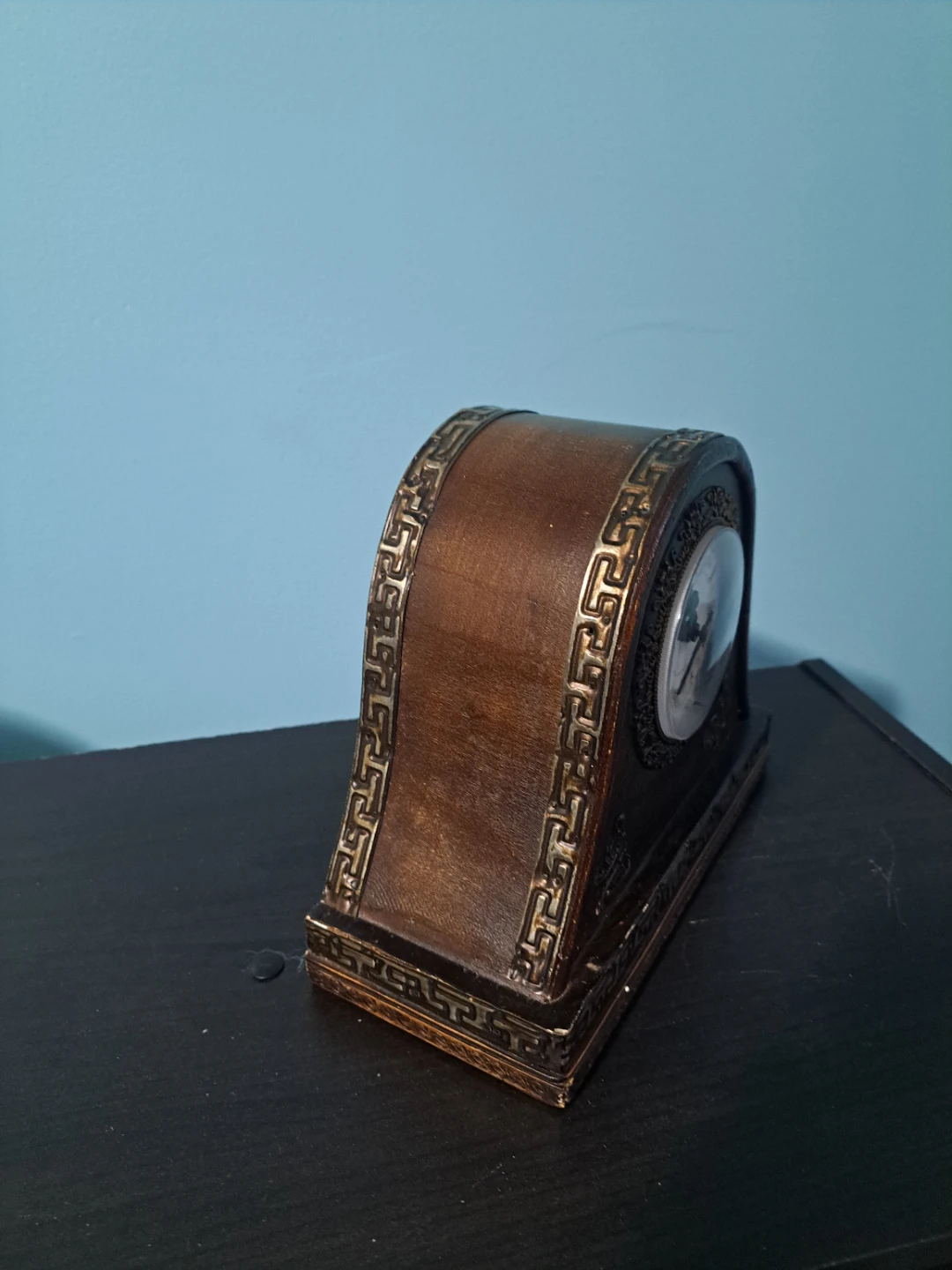 Vintage Style Quartz Table Clock - photo 2