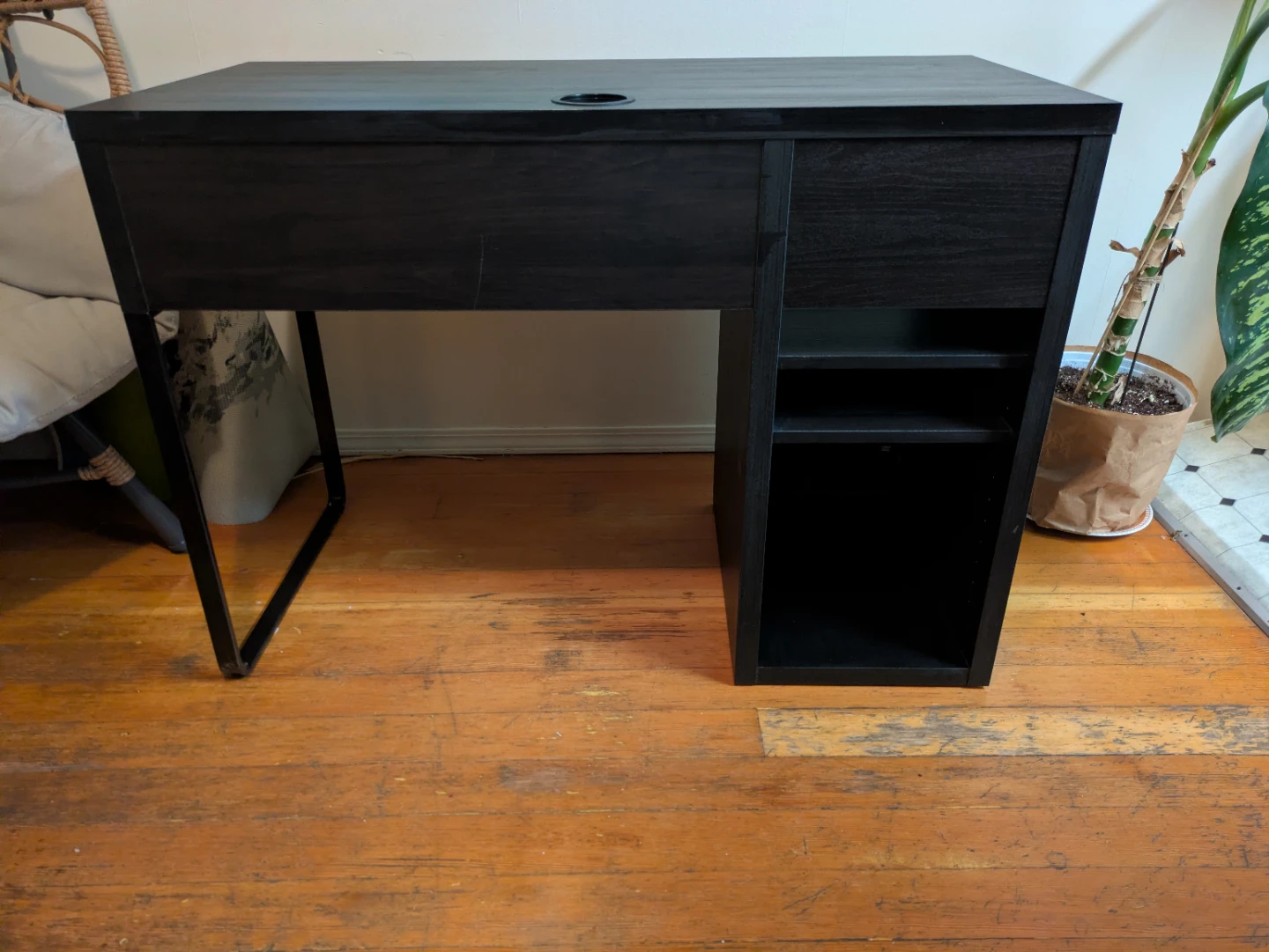 IKEA MICKE Desk in Black-Brown - photo 5