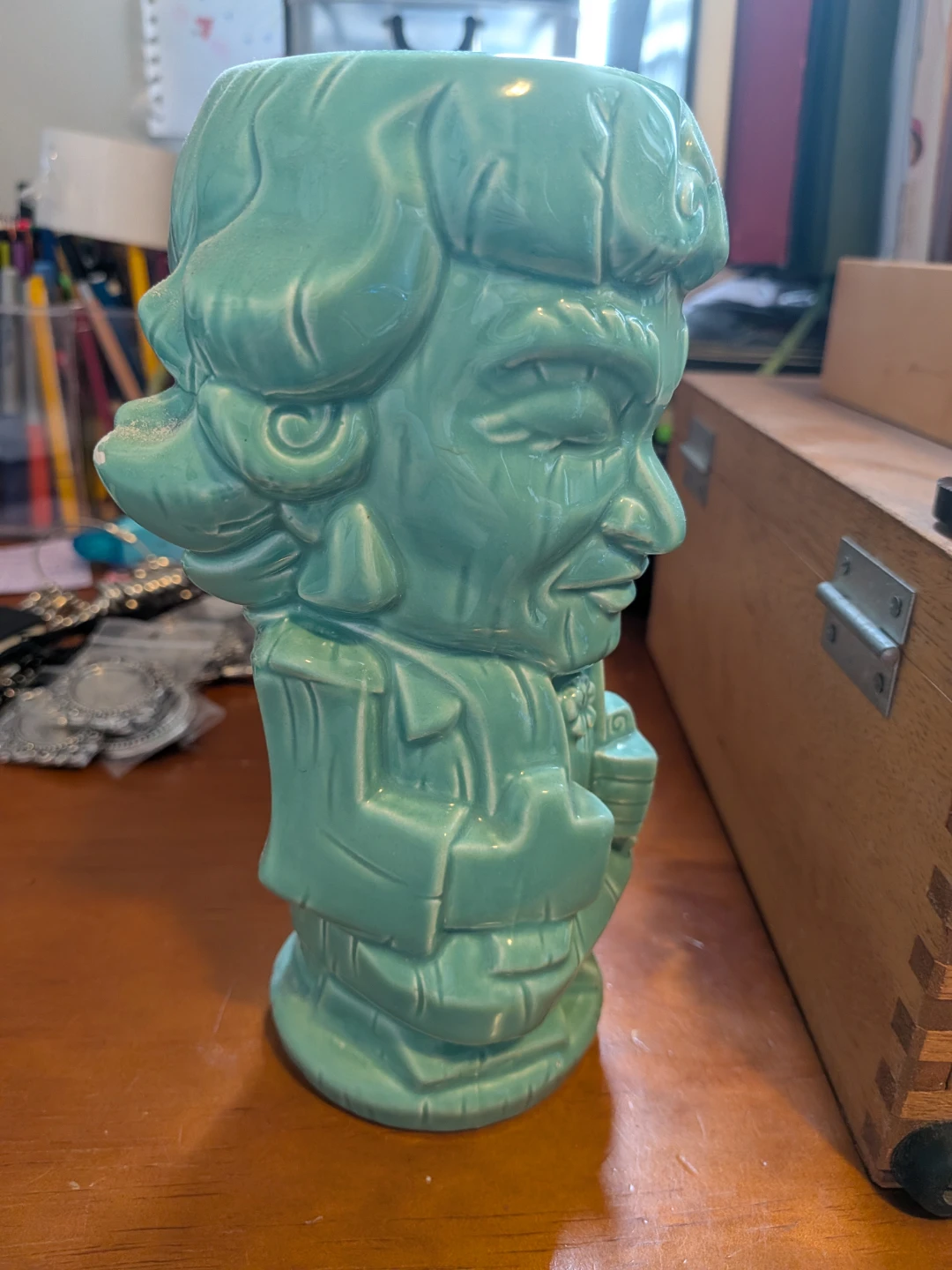 Golden Girls Dorothy ceramic drinking cup - photo 2
