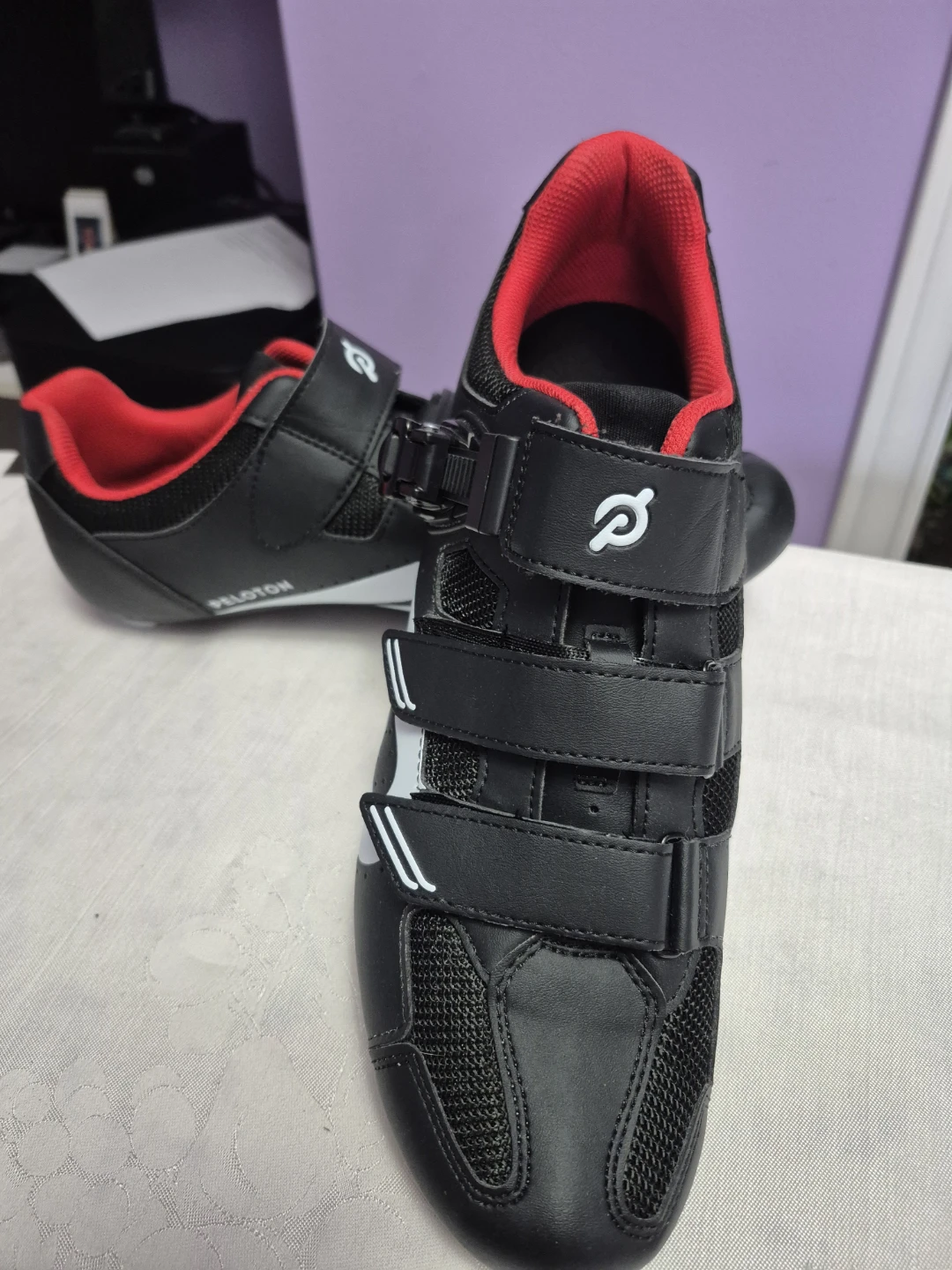Peloton Cycling Shoes Size 48, barely used - photo 2