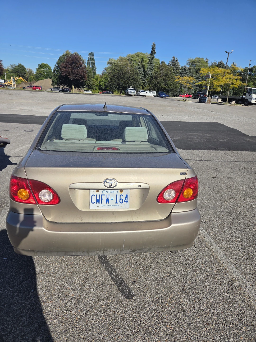 Toyota Corolla sedan - photo 4