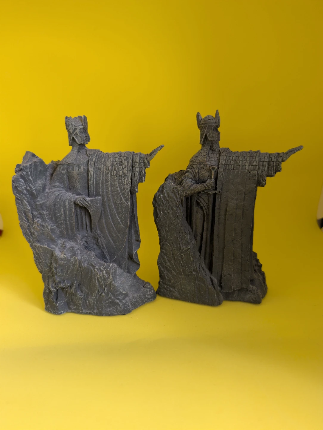 Lord of the Rings Argonath Bookends - photo 2