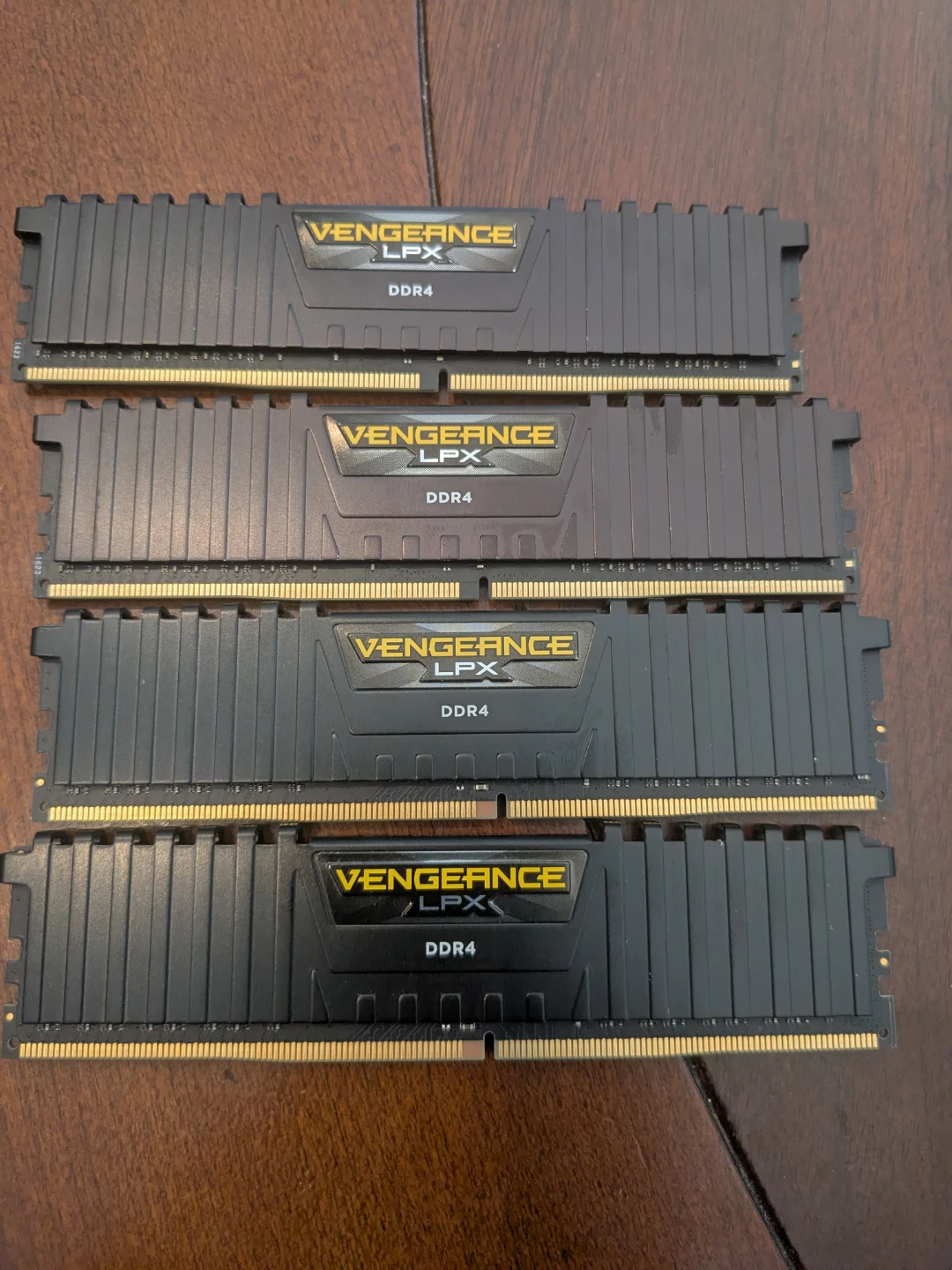 Corsair Vengeance LPX DDR4 RAM Kit (2)