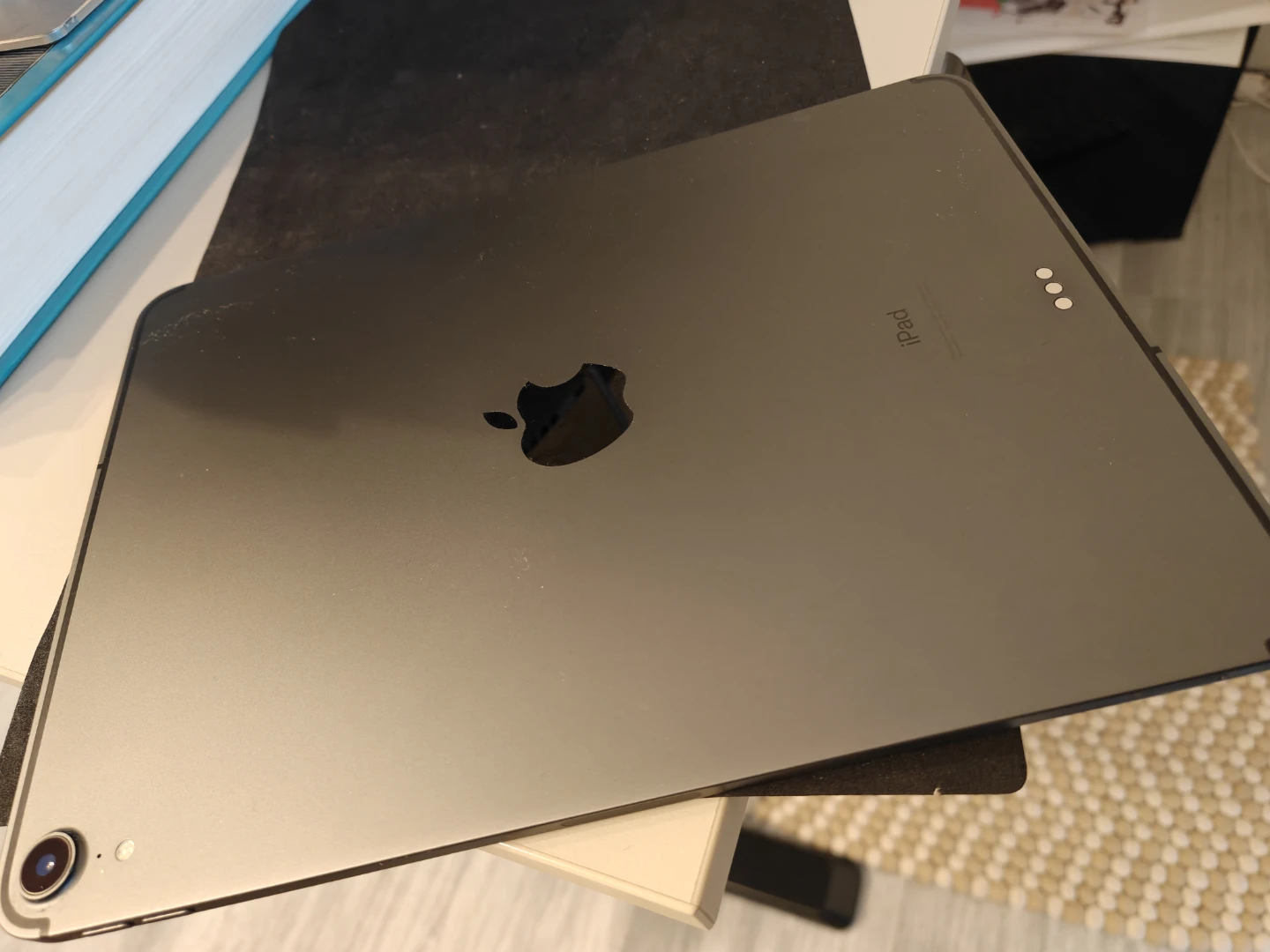 iPad Pro 11 (1st gen, 2018) Wi‑Fi 64GB Space Gray - photo 2