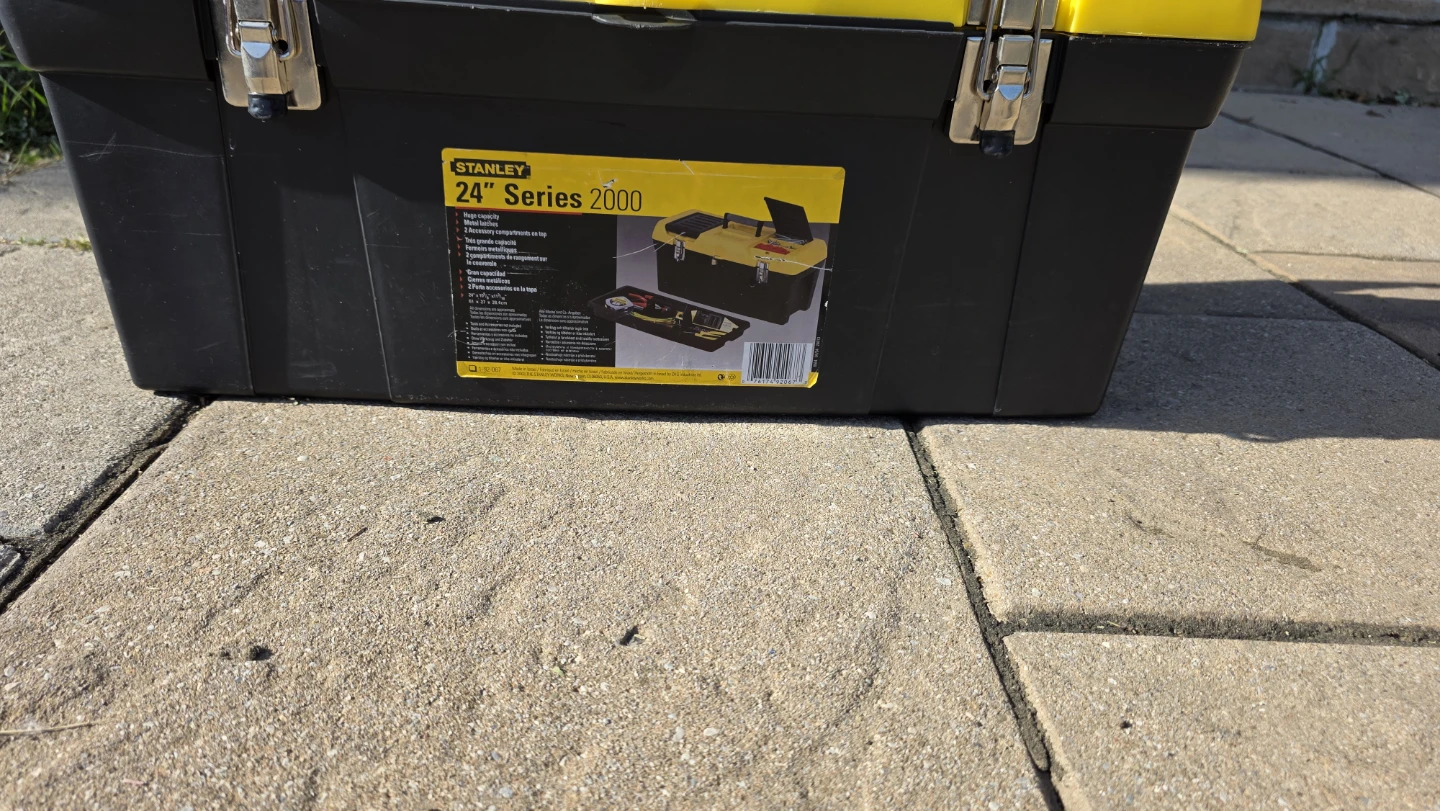 🏈Stanley 24" Series 2000 Toolbox