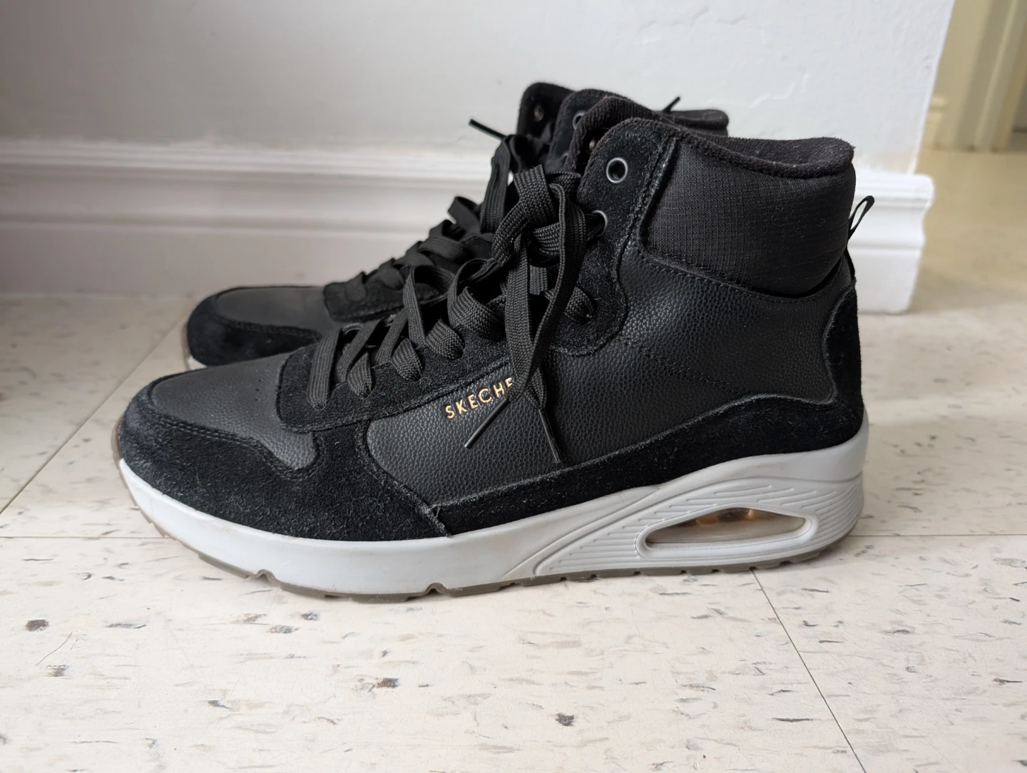 Skechers men shoes size 10.5
