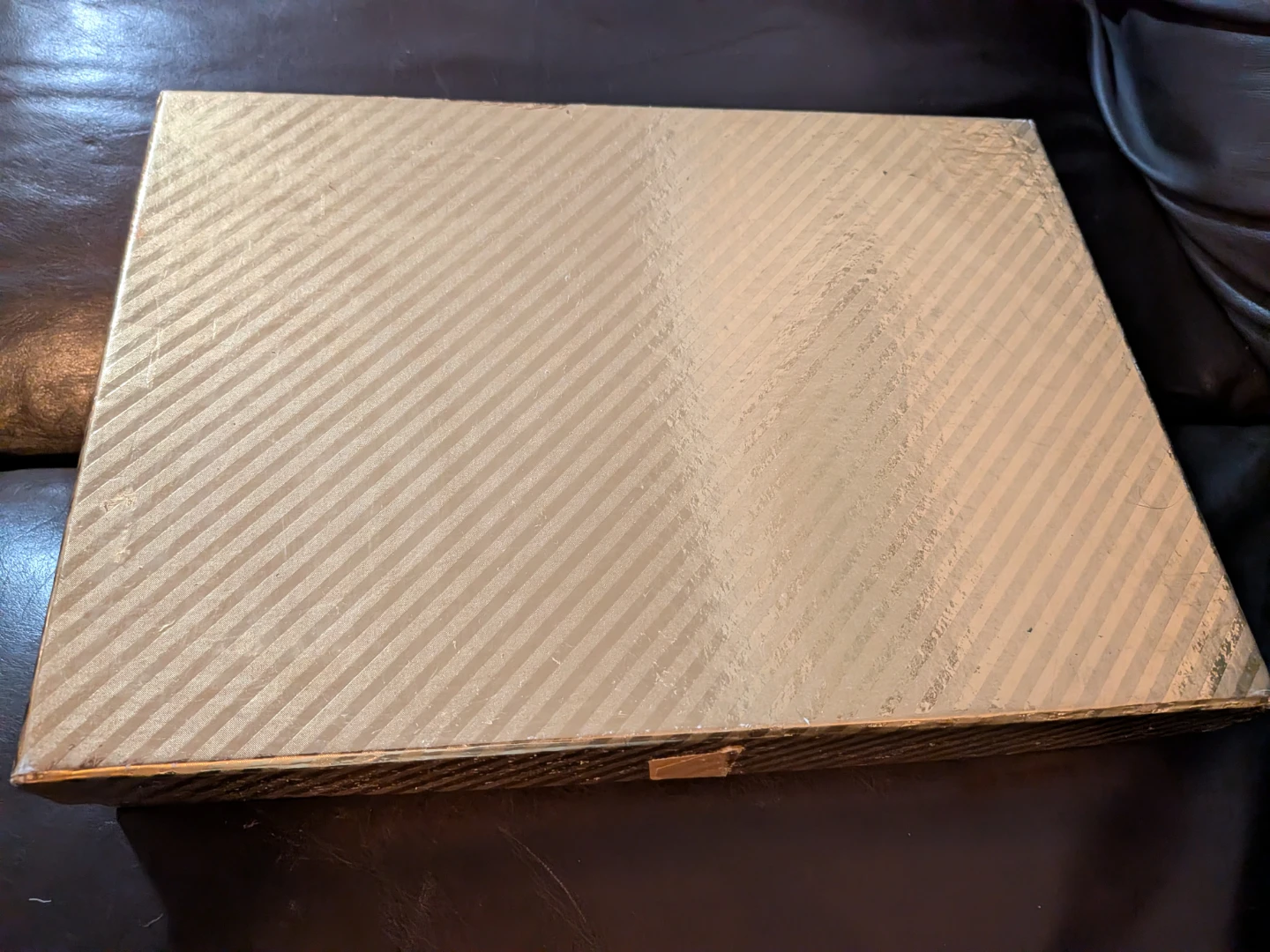 Free  🏈 Gold Strpped Gift Box  9.8 inch  X  7.1 inch
