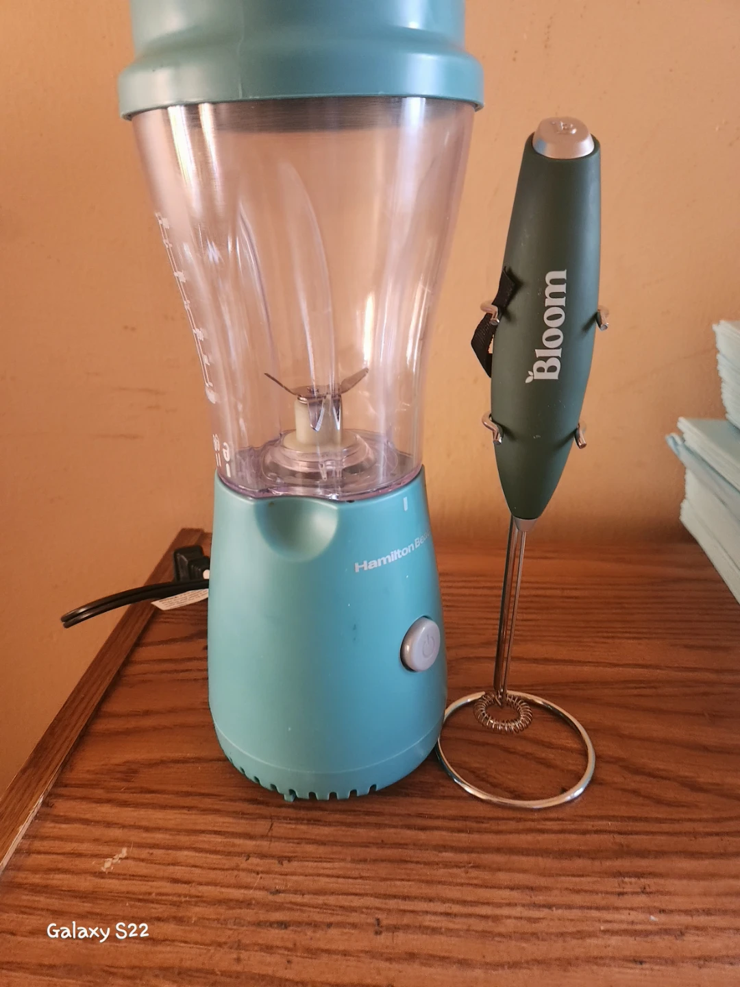 Hamilton Beach Blender and Bloom Milk Frother