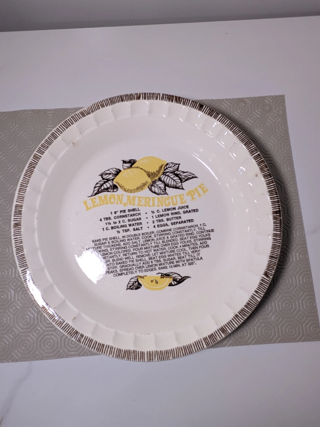 Royal China by Jeannette Lemon Meringue Pie Plate - photo 2