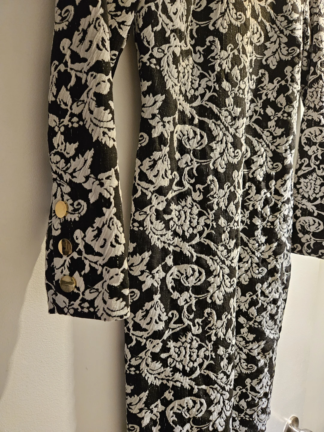 Black and White Damask Pattern Long Sleeve Dress
