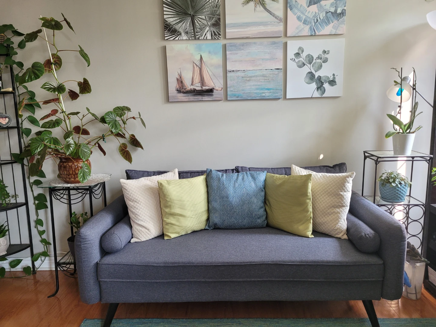 Blue couch - photo 2