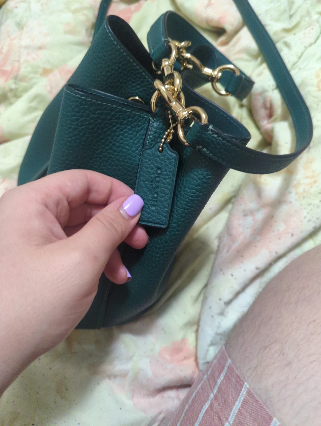 Coach Green Leather Bucket Bag - photo 2